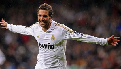 【海星体育官网】金球奖稳了？登贝莱本赛季狂揽45球，33球12助攻领跑欧洲足坛！