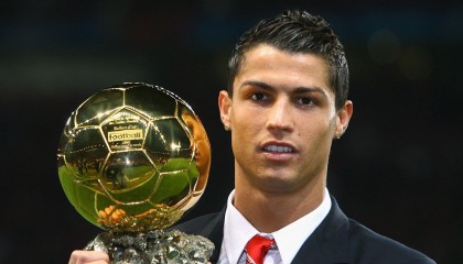 海星体育官方-进攻完全打开！中国女篮半场轰49分领先日本 5分优势剑指胜利