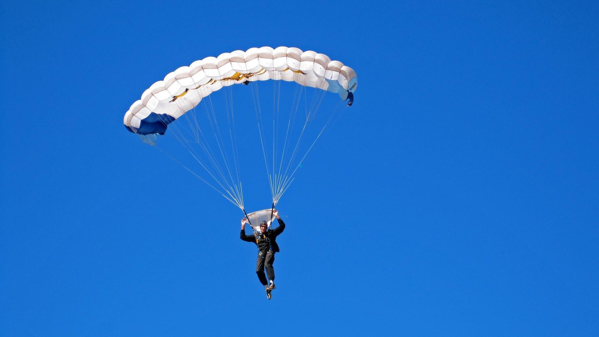 杜兰特转会风波尘埃落定 球迷盛赞优雅告别为篮网留下重建基石